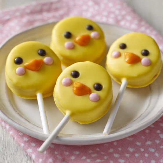 Easter Chick Oreo Pops